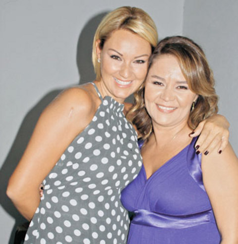 Pınar Altuğ Atacan ve Zeyno Gönenç'in arasından tıpkı Meltem'le Gönül gibi su sızmıyor. "Sette kadınlar oyuncular birbirlerini çekemez" diyenlerin aksine ikili birbiriyle çok iyi anlaşıyor.