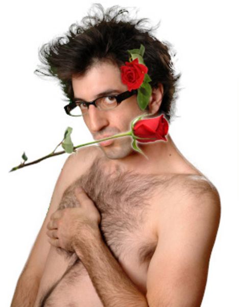 - 8- KENDİNİ GELİŞTİR: Onunla bir aradayken konuşacak iki kelime bile bulamıyorsan, ilişkiniz başlamadan biter. Dış görünüşün kadar, entelektüel gelişimine de zaman ayır.