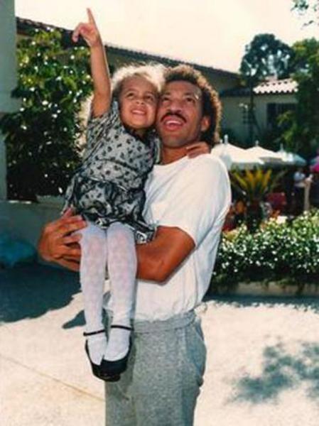 Nicole Richie ve Lionel Richie.