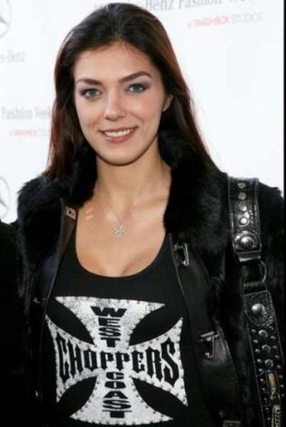 - 		 -  - İşte Curry ve Twitter tutkunu diğer ünlülerin sayfalarına koyduğu fotoğraflar