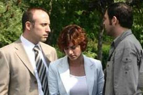 "Çocuklarım olmadan asla" sloganıyla tanıtılan Aliye bir kaç sezon boyunca soluk soluğa izlendi.