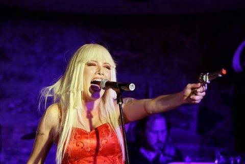 Sibel Tüzün - Etiler