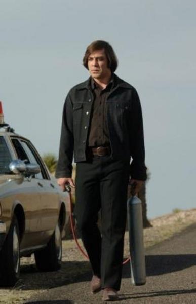 NO COUNTRY FOR OLD MEN (İHTİYARLARA YER YOK) -  - Yönetmen: Joel ve Ethan Coen (2007)
