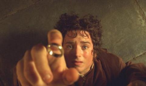 LORD OF THE RINGS (YÜZÜKLERİN EFENDİSİ) -  - Peter Jackson'ın yönettiği seri 2001, 2002 ve 20003'te çekildi.