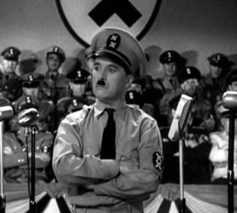 THE GREAT DICTATOR (BÜYÜK DİKTATÖR) -  - Yönetmen: Charles Chaplin (1940)