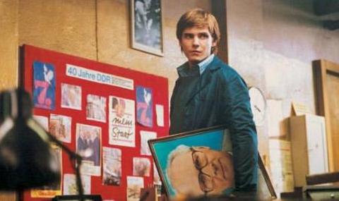 GOODBYE LENIN (HOŞÇAKAL LENİN) -  - Yönetmen: Wolfgang Becker (2003)