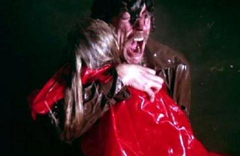 DON'T LOOK NOW (ŞİMDİ BAKMA) -  - Yönetmen: Nicolas Roeg (1973)