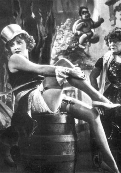 DER BLAUE ENGEL (MAVİ MELEK) -  - Yönetmen: Josef von Sternberg (1930)