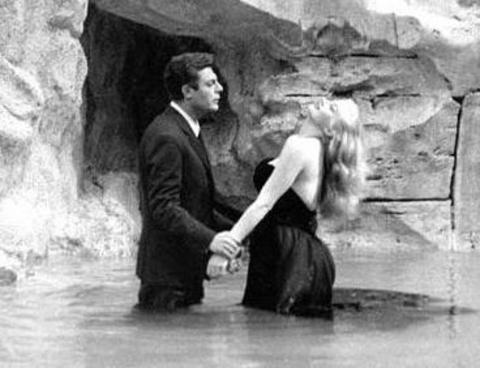 LA DOLCE VITA (TATLI HAYAT) -  - Yönetmen: Federico Fellini (1960)