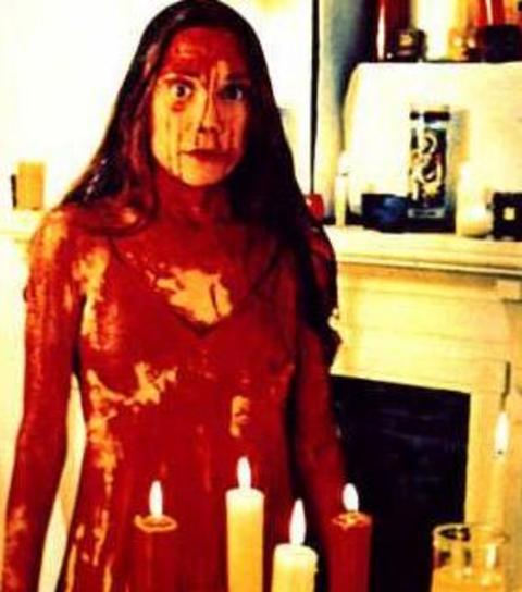 CARRIE (GÜNAH TOHUMU) -  - Yönetmen: Brian De Palma (1976)