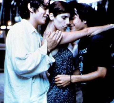 Y TU MAMA TAMBIEN (ANANI DA) -  - Yönetmen: Alfonso Cuaron (2001)
