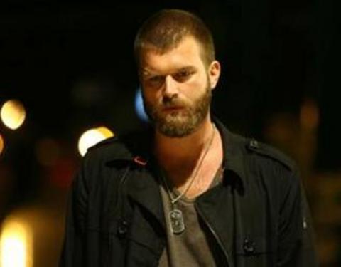 -  - Tatlıtuğ son olarak Ezel dizisinde konuk oyuncu olarak yer aldı.