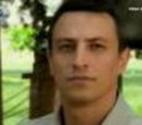 -  - Peki Büyüküstün'ün Gönülçelen'deki rol arkadaşlarından biri olan bu genç aktörü tanıdınız mı...