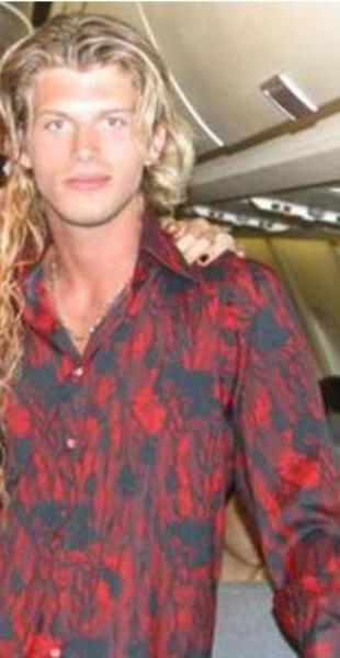 -  - Zirve noktası ise Aşk-ı Memnu'daki Behlül karakteri oldu.