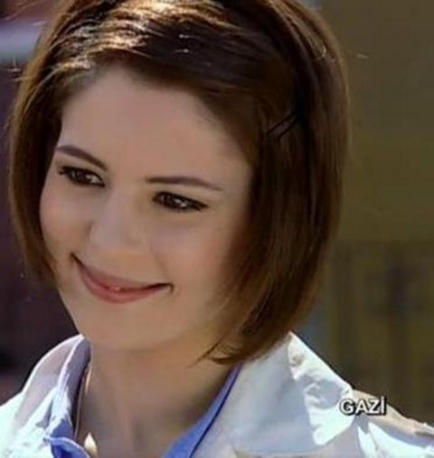 -  - Ama onu asıl üne kavuşturan Kayıp Prenses adlı dizi oldu.