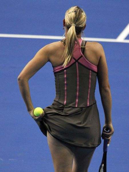 Seksi tenisci Maria Sharapova - Listede 2. sırada yer aldı.