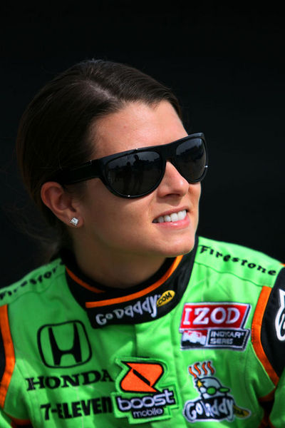 Seksi yarış pilotu Danica Patrick - Listede 4. sırada.