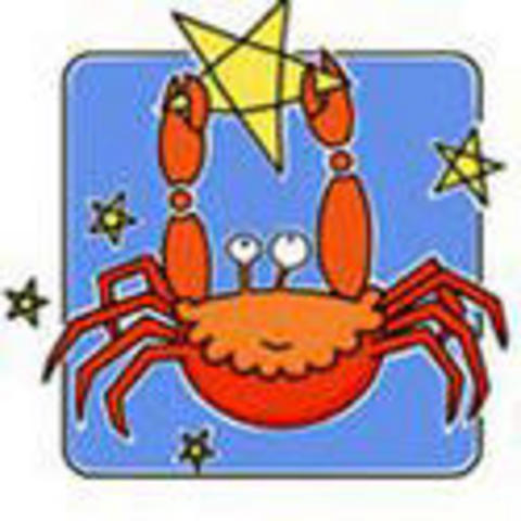 Uranüs gezegeni çalışma hayatında olan kişiler için son derece etkilidir. Bazen hiç aklınıza gelmeyen değişimler birdenbire karşınıza çıkabilir. Yıllarca görev aldığınız ve belli bir rutinde sürdürdüğünüz işiniz sona erebilir. Bu sizi hiç şaşırtmasın. Bilin ki bir başka yenilik sizi takip etmektedir. Böyle durumlarda panik olmak yerine değişikliğin sizin hayatınızdaki önemini kavramaya çalışınız. Çünkü Uranüs farklı yönlerinizi ortaya koyabilmeniz için destekçinizdir. Uranüs Koç burcunda ilerlemeye başladığında Satürn yuva evinizde transitte olacak(Terazi burcunda) bu durum ailenizle aranızdaki dengeli paylaşımın önemini gösteriyor. Sizler şimdi, gerek yuvanız sınırları içindeki huzuru temin etmek gerekse mesleki konumunuz, toplum içindeki yerinizle alakalı değişimlere açık olmak durumundasınız. Bu iki önemli gezegen arasındaki dengeyi sağlamanız halinde yaşamınızda yepyeni bir sayfa açılacak demektir. Şimdi gelelim dikkat edilmesi gerekenlere. Uranüs hakikaten hızlı ve çarpıcı enerjileriyle dolu olarak hayatımıza dahil oluyor. Kimi zaman üzerimizde fazlasıyla etkili olup bizi başkalarının yönlendirmeye kalkışması nedeniyle gerginlik duyabiliriz. Baskılardan kurtulmak için fevri kararlar almaya kalkışabiliriz.  Hatta kimi zaman her şeyi bırakıp çekmek gitmek isteyebiliriz. Oysaki sağlam ve uzun vadeli planlarınızı gerçekleştirecek kadar dayanıklı ve bilinçli davranırsanız ödülünüz büyük olur. Uranüs, 10 Temmuz-10 Aralık tarihleri arasında Koç burcunda geri hareket yapacaktır. Bu dönemde kendi istediğiniz yolda ilerlemek için özgürlüğe fazlasıyla ihtiyaç duyarsınız. Hatta hiç düşünmeden radikal kararlar verebilirsiniz.  Ancak unutmayalım ki, sırf değişiklik olsun diye yapılan yenilikler heyecanlıdır ancak üzerinde iyi düşünülmediği takdirde sorun çıkarabilir.