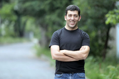 26-EMRE KINAY – Dürüye'nin Güğümleri - Zühtü - Aldığı oy oranı: 0,10 %  Aldığı oy sayısı: 155