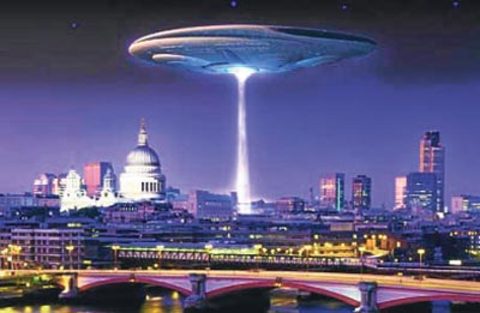 UZAYLI İSTiLASI Bu senaryo, HG Wells'in 1898 tarihli 'Dünyalar Savaşı' romanından bu yana birçok kez tartışıldı. Kanıt: Fotoğraflar, videolar, hükümetlerin 50 yıldır UFO aktivitelerini izlediğini gösteren resmi kayıtlar, kaçırılma öyküleri. Bir istilanın 2012'de gerçekleşmesiyse pek olası değil. Olasılık: 0.1/10