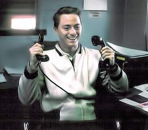 George Smith, üste - çektiği fotoğrafları, - www.hlswilliwaw.com - sitesinde yayınlayıp - anılarını anlatıyor