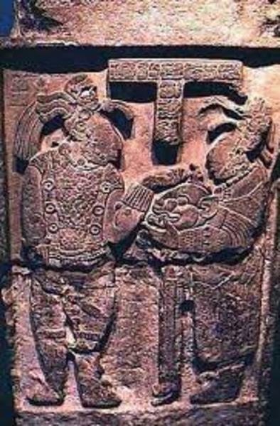 Eski Maya yazıtlarını inceleyen arkeologlar, Maya uygarlığı tarafından kullanılan takvimin 21 Aralık 2012'de bittiğini ve bu tarihte dünya üzerinde yaşamın sona ereceğini öne sürdü. 2012'de gezegene göktaşı çarpacağı, yörüngesinin değişeceği ve iklimlerin insanlığı yokedeceği tahmin ediliyor.