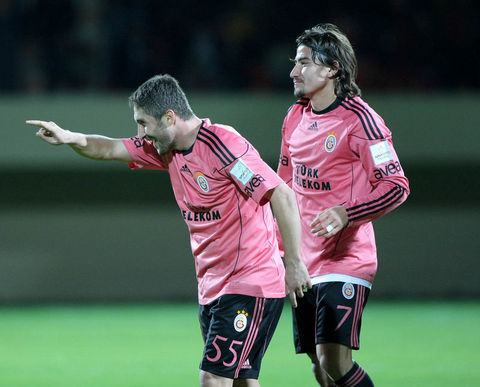 İSTANBUL - FB: % 36, GS: % 35, BJK: % 21