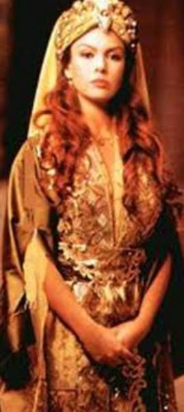 Ergen 8 bölümlük bir kini dizide Hürrem Sultan'ı canlandırmıştı.