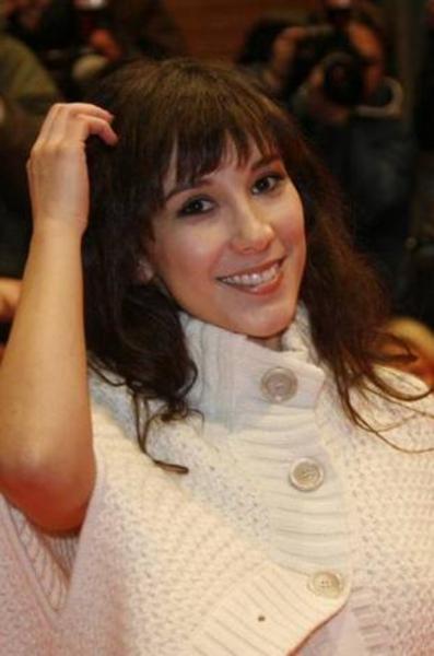 Kekilli oyunculuk kariyerini başarıyla sürdürüyor.