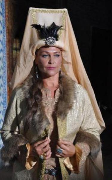 Kanuni'yi ise Cemal Hünal calandırmıştı.