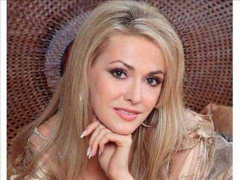 Porno sayt: uka opani sikadi