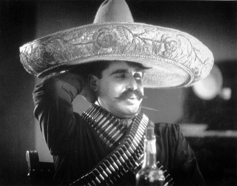 ■ Pera Müzesi Oditoryumu'nda; "Yaşasın Devrim: Meksika Üzerine Filmler" adı altında; 28 Ocak Cuma, saat 19.00'da, "Haydi Pancho Villa ile Gidelim"; 29 Ocak, saat 15.00'te "Dostum Mendoza", saat 18.00'de "Son Zapatistalar", "Unutulmuş Kahramanlar", 30 Ocak Pazar ise saat 15.00'te "Enamorada" filmleri izlenebilir. Giriş: 10, 5 TL. Tel: (212 292 65 36)