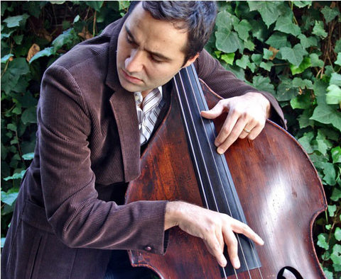 ■ Borusan Müzik Evi'nde; 28 Ocak Cuma, saat 21.30'da, Ozan Musluoğlu Quartet ve İmer Demirer. Giriş: 23 TL. Tel: (212 336 32 80)