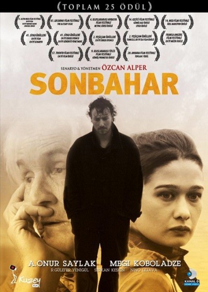 ■ Çırağan Sarayı Mabeyn Salonu'nda, 29 Ocak Cumartesi, saat 14.30'da, Özcan Alper'in yönettiği "Sonbahar" filmi. Tel: (212 245 44 06)