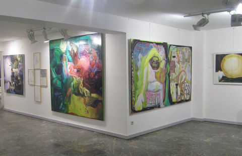 ■ Rh+ artgallery'de; New Yorklu ve İstanbullu genç sanatçıların "Rogue Element" başlıklı sergisi. Tel: (212 224 74 31)
