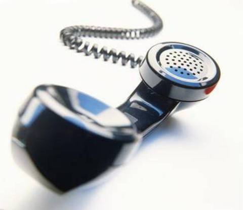 Dünyadaki ilk telefon rehberinde sadece elli isim yer almıştı.1878 yılının şubat ayında Connecticut New Havenda yayımlanmıştı