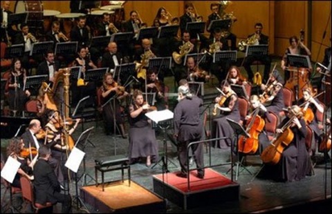 ■ Caddebostan Kültür Merkezi'nde; 4 Şubat Cuma, sat 20.00'de, "İstanbul Devlet Senfoni Orkestrası Konseri". Tel: (216 495 82 00)