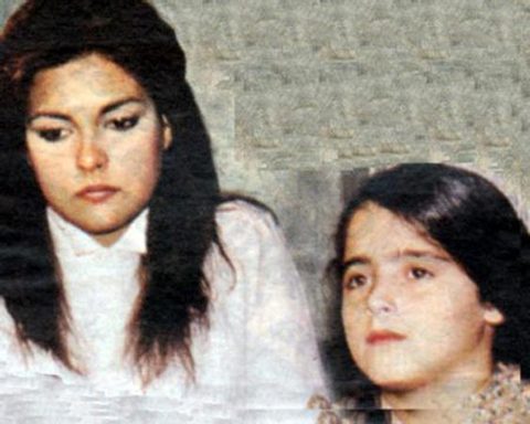 Çalıkuşu'nun küçük yıldızı Mine Çayıroğlu da kameralar karşısında büyüyen ünlülerden