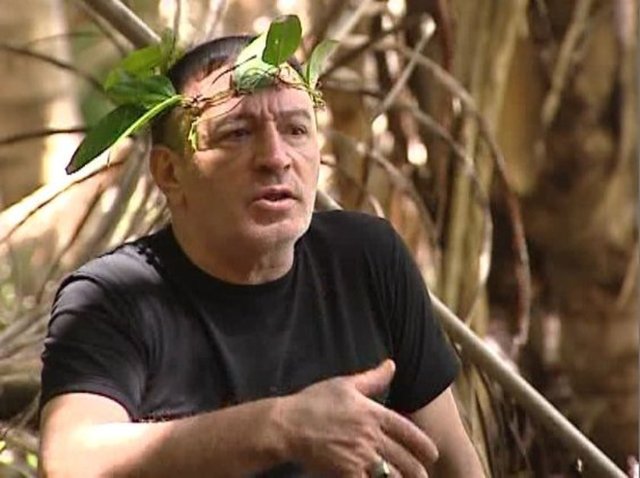 HABERTURK MAGAZİN - Uzaylı türkücü Mustafa Topaloğlu'nun oğlu Çağlayan, 'Fazla' adlı yeni albümüyle aynı adı taşıyan şarkısını kliplendirdi.