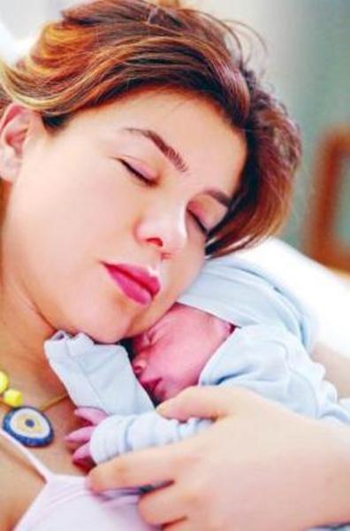 Ünlü anne-babaların 'ünlü' çocukları! Gülben Ergen ve Mustafa Erdoğan'ın ilk çocukları Atlas...