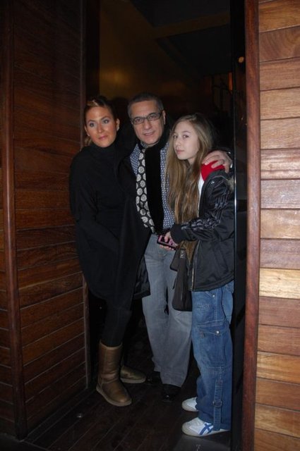 HABERTÜRK MAGAZİN - Mehmet Ali Erbil'in eski eşi Nergis Kumbasar ve kızı Yasmin, geçtiğimiz gün Yeniköy'deydi.