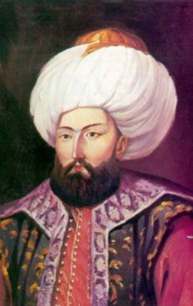 Fetret Dönemi'nden sonra Padişah olan Çelebi Mehmed'in ilk eşi, Şeh-zade Kumru Hâtûn, Amasyalı bir Paşa'nın torunuydu. Padişah 2. Murad'ın annesi Emine Hâtûn da, Dulkadiroğulları Beyliği'nin beşinci hükümdarı olan Nasıreddin Mehmed Bey'in kızıydı.