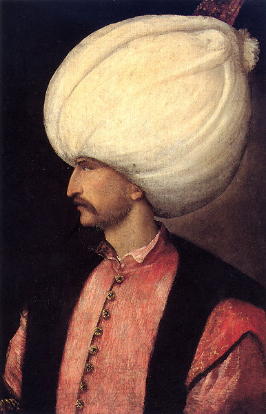 Kanunü Sultan Süleyman'ın ilk eşi Mahidevran Sultan da, devşirme olduğu iddia edilen Abdullah Bey'in kızı, genç yaşta ölen Şehzade Mustafa'nın annesiydi.