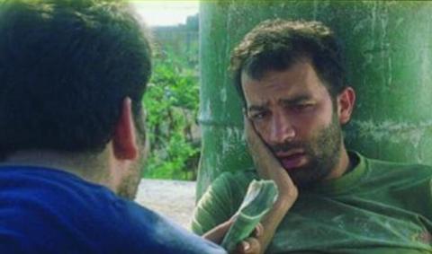 Bir İnternet firmasının reklamlarında oynadığı Kokoreççi tiplemesiyle tanınan Çoruh, bir çok film ve dizide rol aldı.