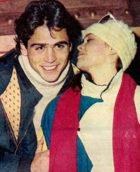 Bu ünlü 1980'lı yılların bebek yüzlü yakışıklılarından biri... Büyük ihtimalle onu hemen tanıdınız.