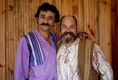 -  - Ali Düşenkalkar şu sıralar Hanımır Çitfliği'nde Kabak Hafız rolünü üstleniyor.