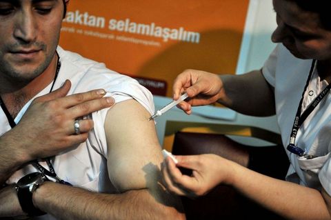 Hepatit C: Bu hastalık için şu anda rutin olarak bir uygulama yok