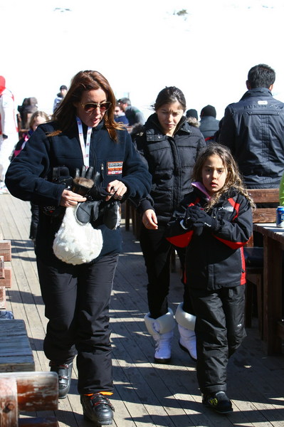 ZEYNEP MUTLU, NAZLI KULABEROĞLU