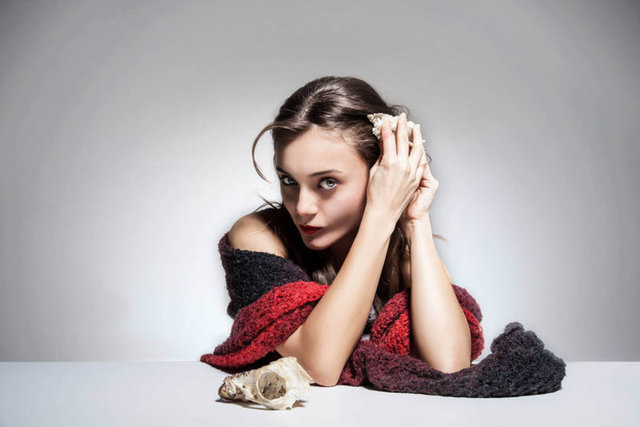 Hayatıyla ilgili bilinmeyenleri anlatan ünlü oyuncu, 'Televizyonda ne izlersiniz?' sorusuna şöyle cevap verdi: