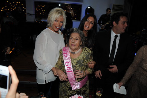 AJDA PEKKAN, FİKRET ŞENES